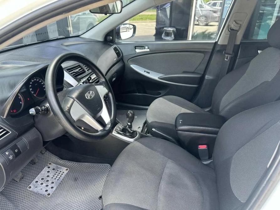 Hyundai Solaris I Краснодар  - изображение 10