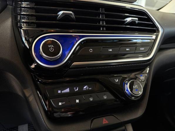Changan Alsvin с пробегом 2024 года, цена 1 299 900 рублей, 23000 км, седан, Автокод Объявления