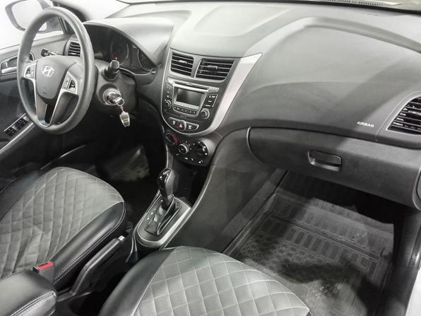 Hyundai Solaris I Рестайлинг с пробегом 2016 года, цена 1 015 000 рублей, 142686 км, хэтчбек, Автокод Объявления