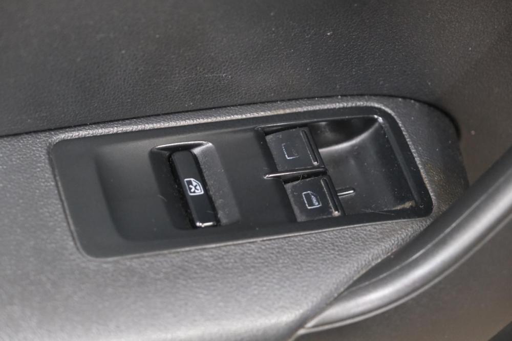 Volkswagen Polo V Рестайлинг Омск  - изображение 10