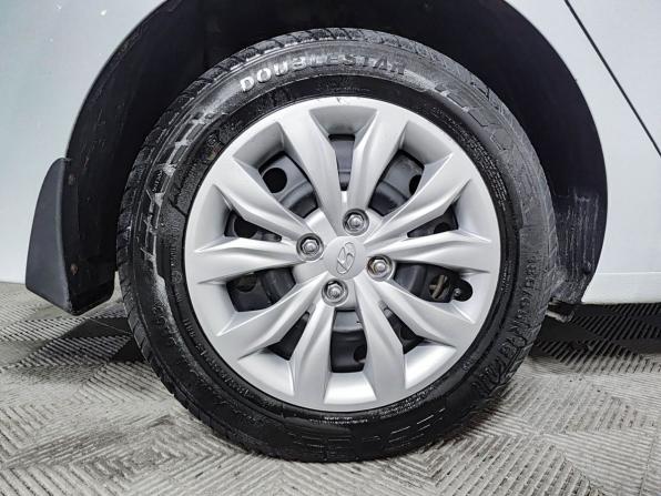 Hyundai Solaris II с пробегом 2019 года, цена 1 220 000 рублей, 139424 км, седан, Автокод Объявления
