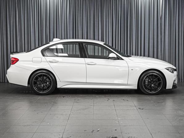 BMW 3 серии VI (F3x) Рестайлинг с пробегом 2018 года, цена 3 068 950 рублей, 81180 км, седан, Автокод Объявления