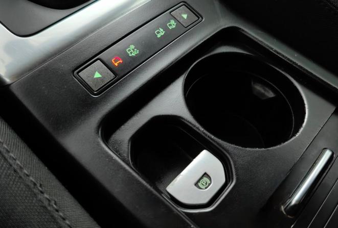 Land Rover Freelander II Рестайлинг 2 с пробегом 2012 года, цена 1 199 000 рублей, 261650 км, внедорожник, Автокод Объявления