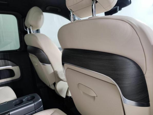 Новый Mercedes-Benz V-Класс III (W447) Рестайлинг 2 2026 года, цена 15 109 600 рублей, минивэн, Автокод Объявления