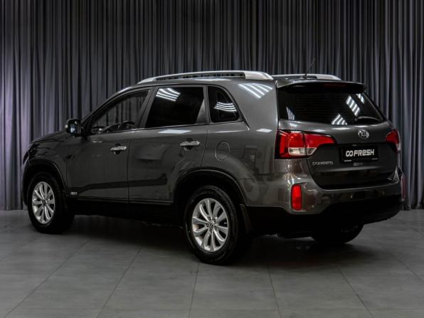 Kia Sorento II Рестайлинг с пробегом 2014 года, цена 1 799 000 рублей, 222792 км, внедорожник, Автокод Объявления