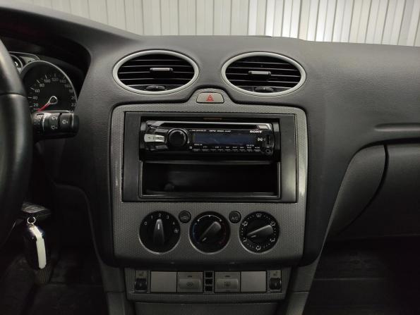 Ford Focus II Рестайлинг с пробегом 2010 года, цена 499 000 рублей, 165261 км, седан, Автокод Объявления