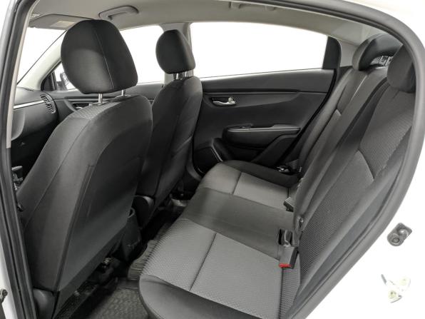 Kia Rio IV Рестайлинг с пробегом 2021 года, цена 1 625 000 рублей, 97751 км, седан, Автокод Объявления
