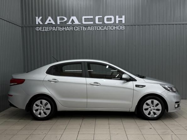 Kia Rio III Рестайлинг с пробегом 2015 года, цена 1 070 000 рублей, 114094 км, седан, Автокод Объявления