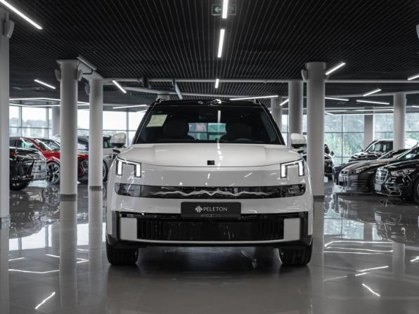 Lynk &amp; Co 900 с пробегом 2026 года, цена 8 500 000 рублей, 25 км, внедорожник, Автокод Объявления