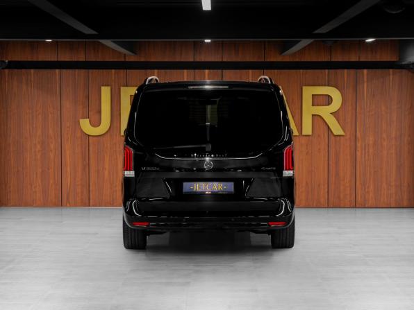 Mercedes-Benz V-Класс III (W447) Рестайлинг 2 с пробегом 2026 года, цена 14 600 000 рублей, 16 км, минивэн, Автокод Объявления