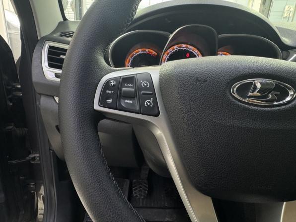 Lada (ВАЗ) Vesta I с пробегом 2019 года, цена 990 000 рублей, 136849 км, седан, Автокод Объявления