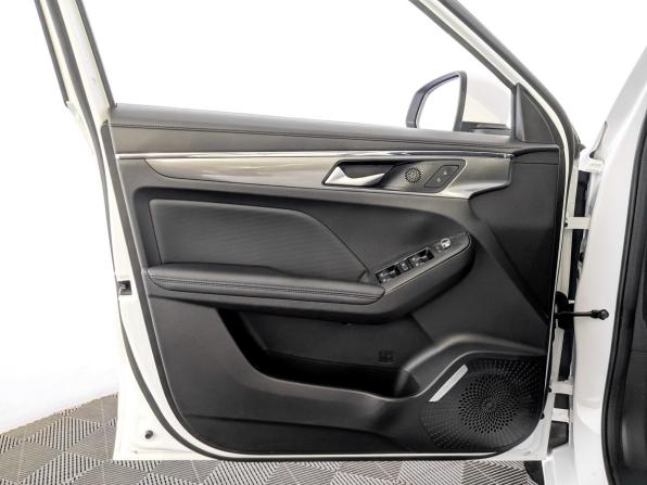 Haval Jolion I с пробегом 2023 года, цена 1 770 000 рублей, 42298 км, внедорожник, Автокод Объявления