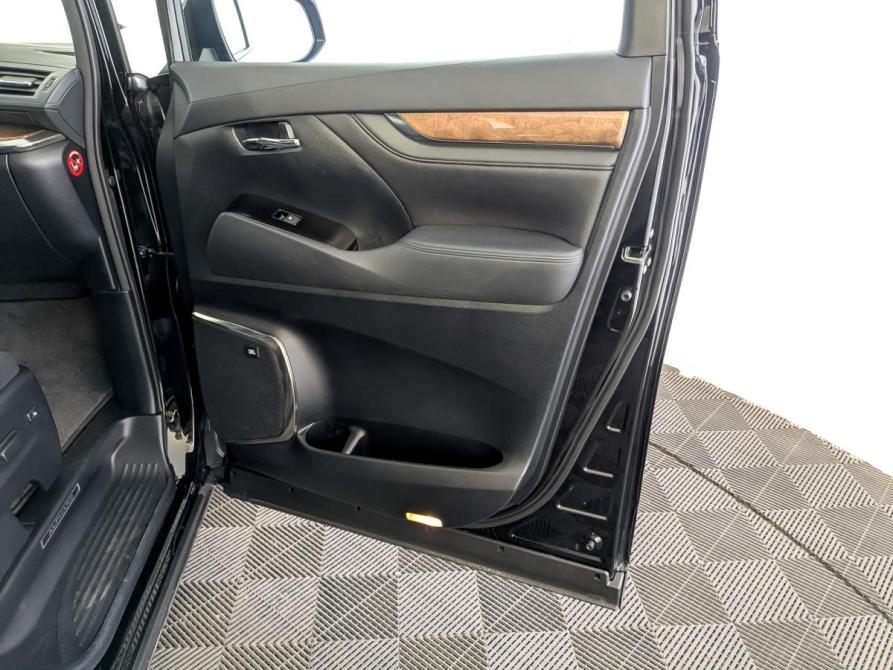 Toyota Alphard III Москва  - изображение 26