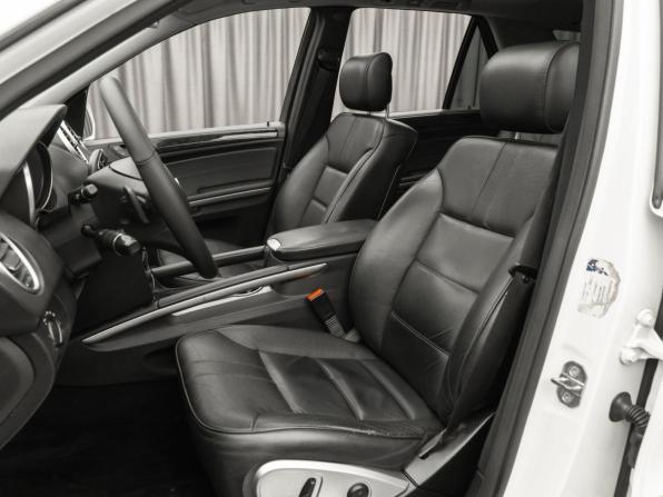 Mercedes-Benz M-Класс II (W164) Рестайлинг с пробегом 2009 года, цена 1 330 000 рублей, 246817 км, внедорожник, Автокод Объявления