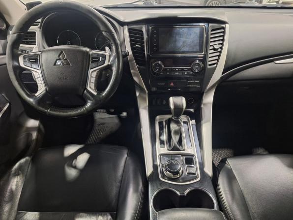 Mitsubishi Pajero Sport III с пробегом 2016 года, цена 2 365 000 рублей, 205867 км, внедорожник, Автокод Объявления