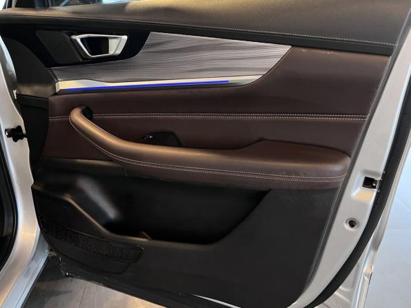 Xcite X-Cross 8 с пробегом 2024 года, цена 2 740 000 рублей, 6991 км, внедорожник, Автокод Объявления
