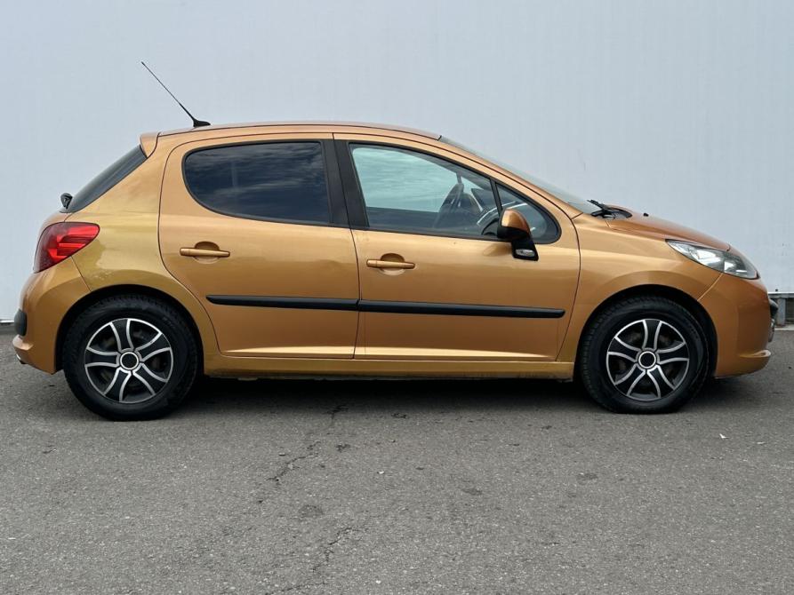 Peugeot 207 I Москва  - изображение 4