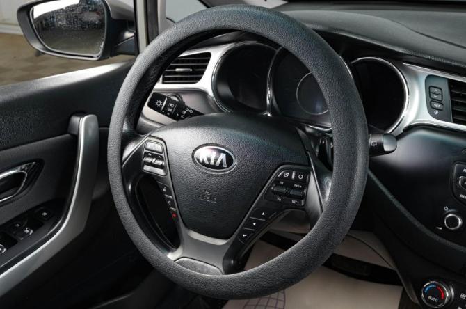 Kia Ceed II Рестайлинг с пробегом 2016 года, цена 1 499 000 рублей, 86000 км, хэтчбек, Автокод Объявления