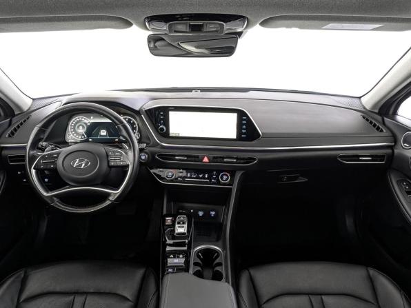 Hyundai Sonata VIII (DN8) с пробегом 2022 года, цена 3 000 000 рублей, 47846 км, седан, Автокод Объявления