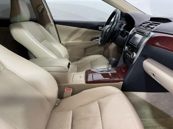 Toyota Camry VII (XV50) с пробегом 2012 года, цена 1 170 000 рублей, 386747 км, седан, Автокод Объявления