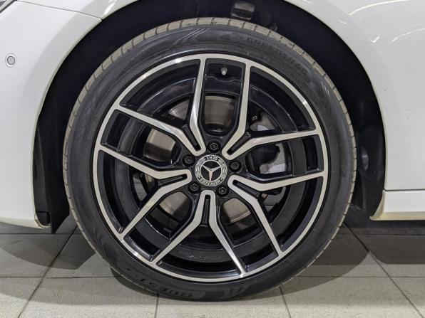 Mercedes-Benz E-Класс V (W213 S213 C238) Рестайлинг с пробегом 2021 года, цена 4 150 000 рублей, 70800 км, седан, Автокод Объявления