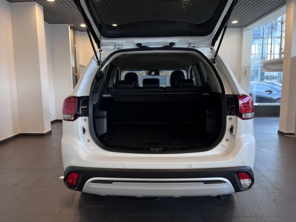 Mitsubishi Outlander III Рестайлинг 3 с пробегом 2021 года, цена 3 240 000 рублей, 51286 км, внедорожник, Автокод Объявления