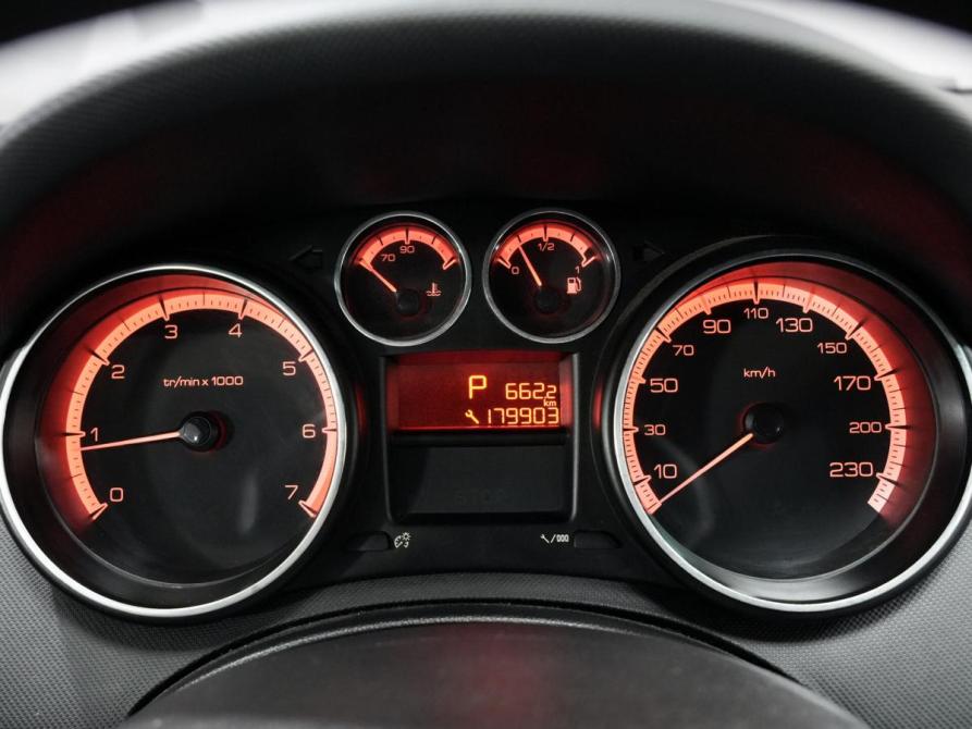 Peugeot 308 I Ульяновск  - изображение 11