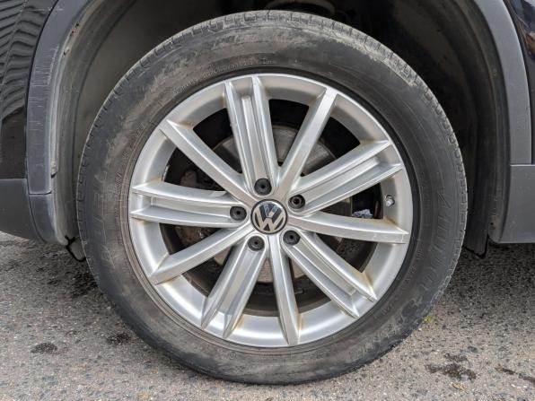Volkswagen Tiguan I Рестайлинг с пробегом 2015 года, цена 1 795 000 рублей, 92076 км, внедорожник, Автокод Объявления