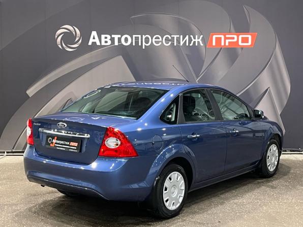 Ford Focus II Рестайлинг с пробегом 2009 года, цена 1 420 000 рублей, 13602 км, седан, Автокод Объявления