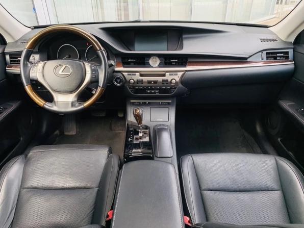 Lexus ES VI с пробегом 2012 года, цена 2 300 000 рублей, 125000 км, седан, Автокод Объявления