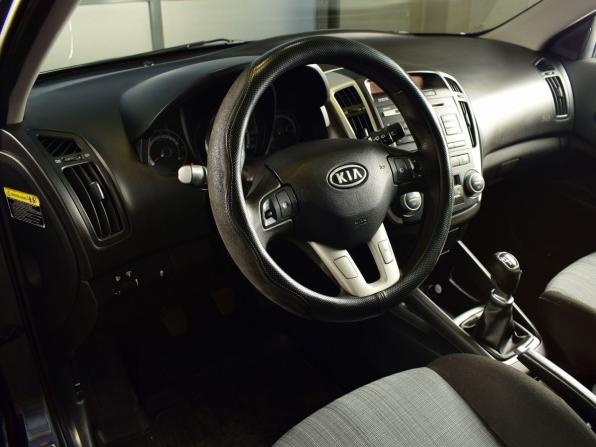 Kia Ceed I Рестайлинг с пробегом 2012 года, цена 649 999 рублей, 144792 км, хэтчбек, Автокод Объявления