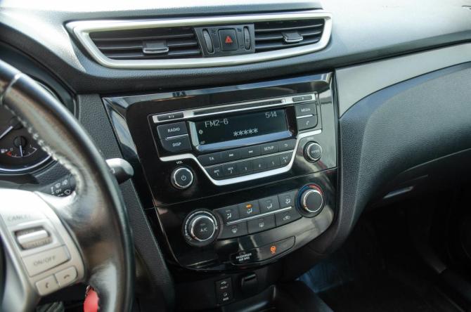 Nissan Qashqai II с пробегом 2018 года, цена 1 399 000 рублей, 120000 км, внедорожник, Автокод Объявления
