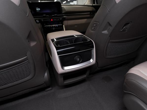 Kia Carnival IV с пробегом 2022 года, цена 3 895 000 рублей, 77914 км, минивэн, Автокод Объявления