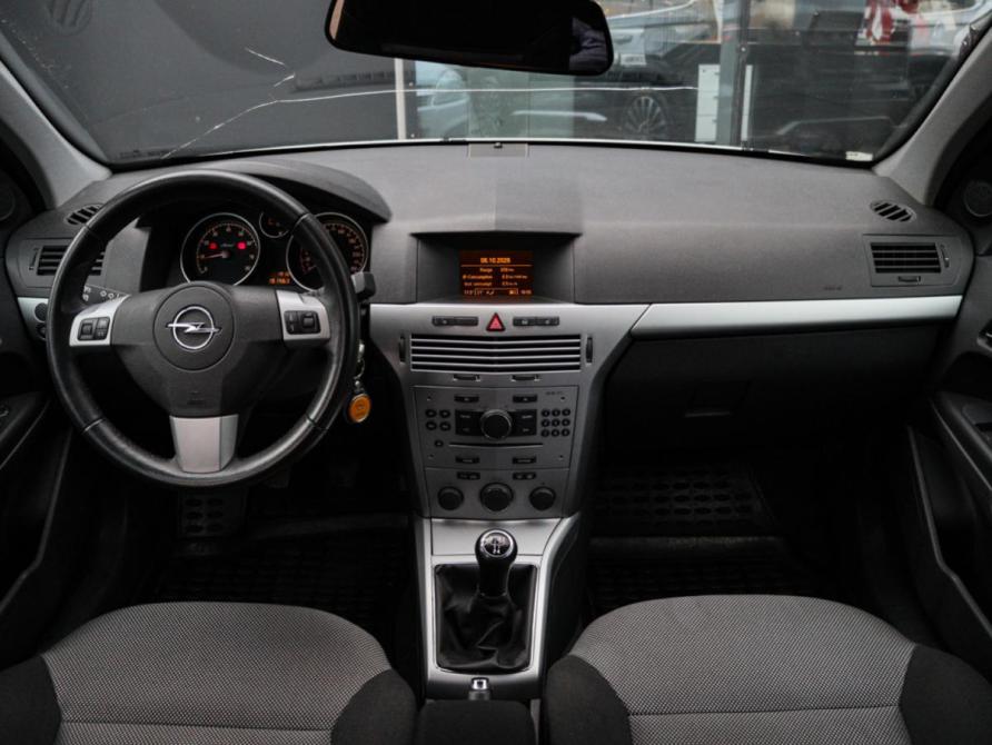 Opel Astra H Рестайлинг Москва  - изображение 9