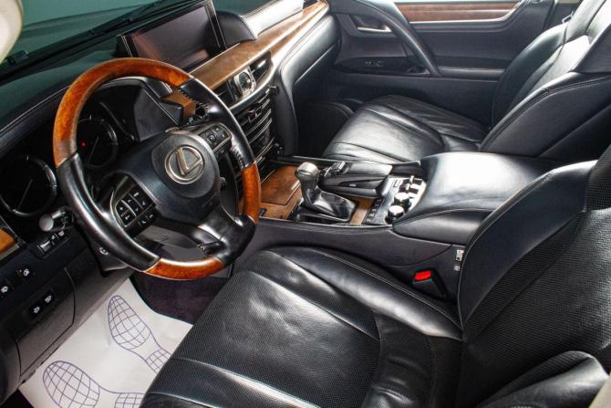 Lexus LX III Рестайлинг 2 с пробегом 2016 года, цена 6 399 000 рублей, 223000 км, внедорожник, Автокод Объявления