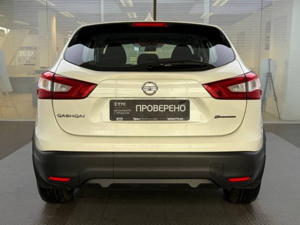 Nissan Qashqai II с пробегом 2018 года, цена 1 420 000 рублей, 196287 км, внедорожник, Автокод Объявления