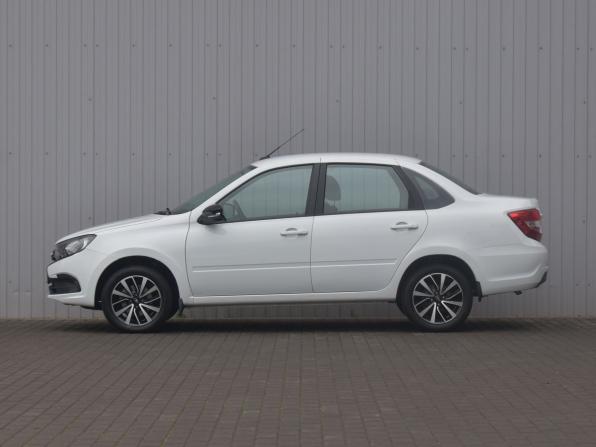 Lada (ВАЗ) Granta I Рестайлинг с пробегом 2024 года, цена 1 079 000 рублей, 13936 км, седан, Автокод Объявления