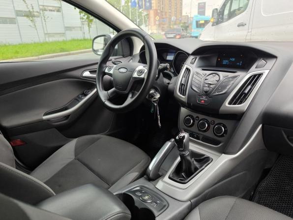 Ford Focus III с пробегом 2015 года, цена 597 000 рублей, 216739 км, универсал, Автокод Объявления