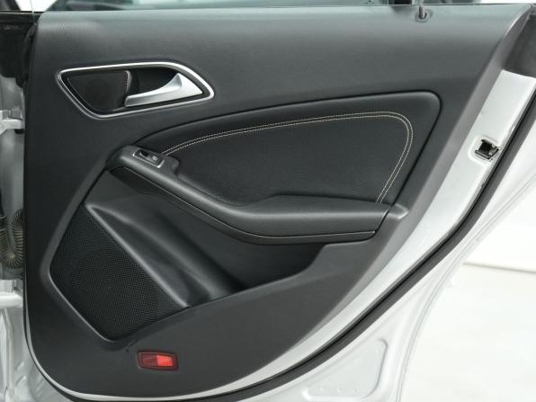 Mercedes-Benz CLA I (C117 X117) с пробегом 2014 года, цена 1 520 000 рублей, 221405 км, седан, Автокод Объявления