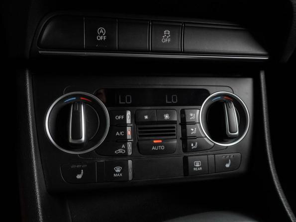 Audi Q3 I (8U) Рестайлинг с пробегом 2015 года, цена 2 139 000 рублей, 191594 км, внедорожник, Автокод Объявления