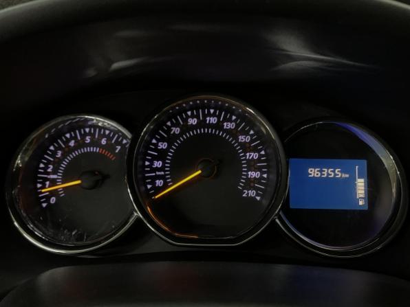 Renault Sandero II с пробегом 2016 года, цена 848 000 рублей, 96348 км, хэтчбек, Автокод Объявления
