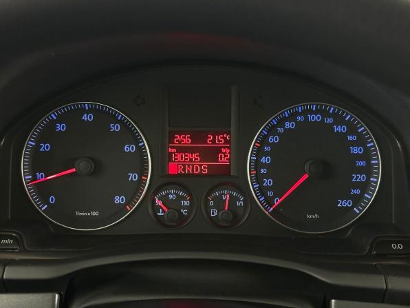 Volkswagen Jetta V с пробегом 2009 года, цена 890 000 рублей, 130341 км, седан, Автокод Объявления