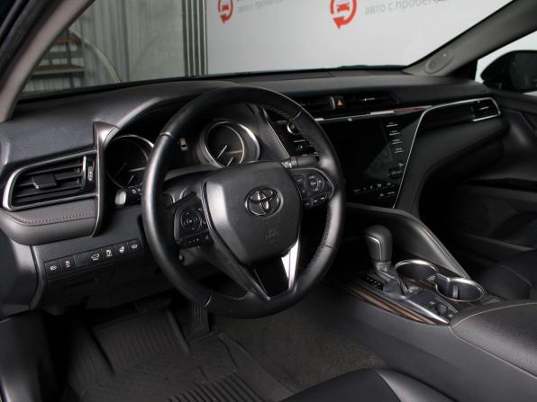 Toyota Camry VIII (XV70) с пробегом 2019 года, цена 2 670 000 рублей, 194500 км, седан, Автокод Объявления