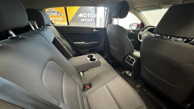 Kia Sportage IV с пробегом 2018 года, цена 1 650 000 рублей, 209225 км, внедорожник, Автокод Объявления