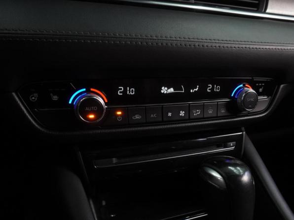 Mazda 6 III (GJ) Рестайлинг 2 с пробегом 2019 года, цена 1 969 000 рублей, 206703 км, седан, Автокод Объявления