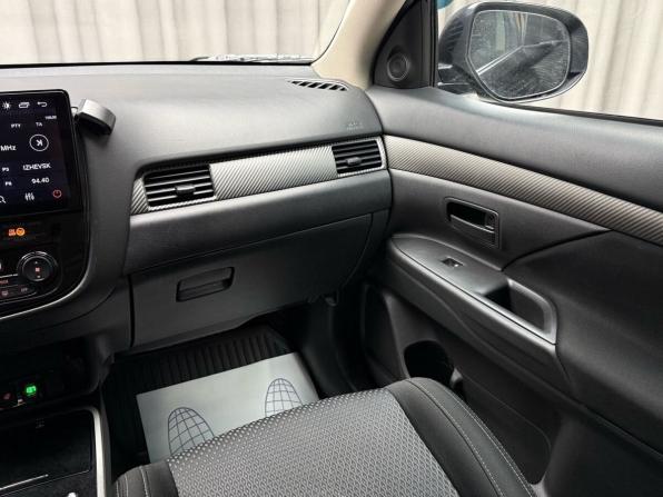 Mitsubishi Outlander III Рестайлинг 2 с пробегом 2018 года, цена 2 299 000 рублей, 88594 км, внедорожник, Автокод Объявления