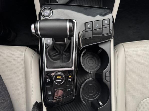 Kia Sportage V с пробегом 2022 года, цена 3 524 300 рублей, 41982 км, внедорожник, Автокод Объявления