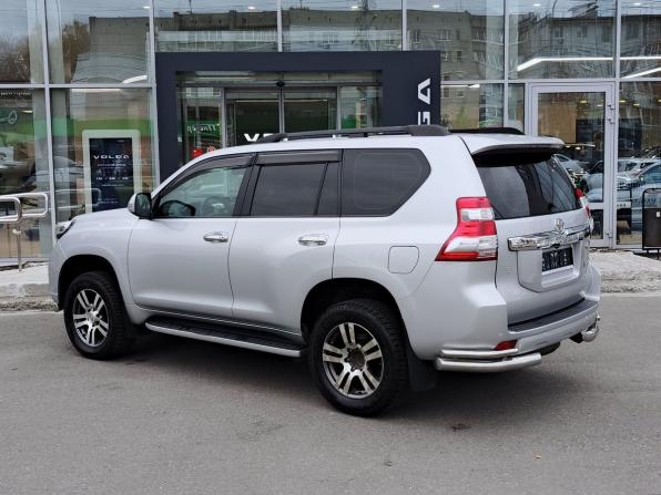 Toyota Land Cruiser Prado 150 Series Рестайлинг 1 с пробегом 2014 года, цена 3 055 000 рублей, 193000 км, внедорожник, Автокод Объявления