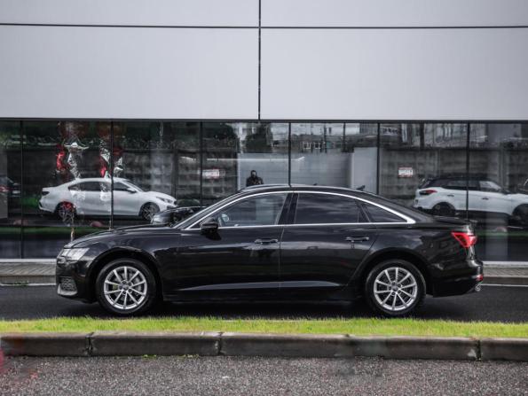 Audi A6 V (C8) с пробегом 2020 года, цена 2 899 000 рублей, 125770 км, седан, Автокод Объявления