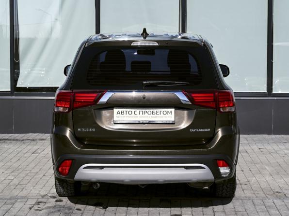Mitsubishi Outlander III Рестайлинг 3 с пробегом 2018 года, цена 1 924 000 рублей, 84800 км, внедорожник, Автокод Объявления